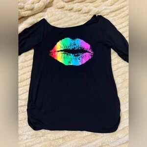Black Top Tee Colorful Lips Design off shoulder fluorescent 80’s size Large
